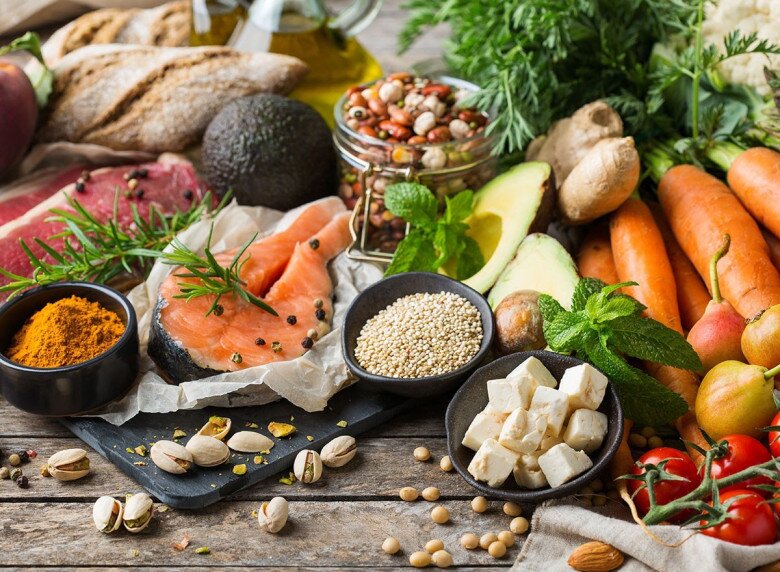 Việc duy trì chế độ ăn giàu các dưỡng chất này không chỉ cải thiện mái tóc mà còn giúp da và móng khỏe đẹp hơn. Nhiều người ghi nhận sự thay đổi rõ rệt chỉ sau khoảng 3 tháng áp dụng.