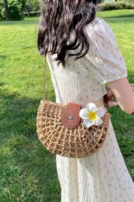 Đi biển dịp nghỉ lễ, chị em đừng quên 6 phụ kiện này nếu muốn ảnh nào cũng đẹp như bìa tạp chí - 6