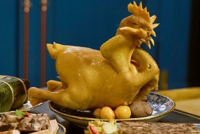 Cách luộc gà ngon da vàng giòn, không bị nứt, đỏ ai không phải ai cũng biết - 7