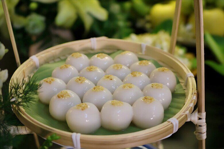 Cách làm bánh trôi bánh chay truyền thống ngon dẻo, không bục vỡ cho Tết Hàn thực - 1