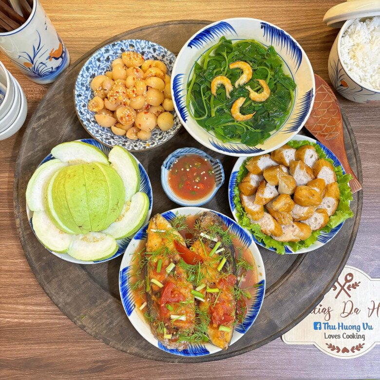 Bữa tối ngon miệng, trôi cơm.