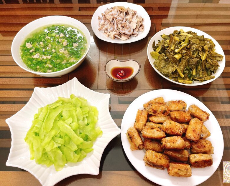 Mâm cơm ngon miệng cho cả nhà.