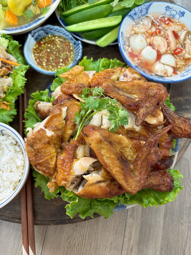 Hôm nay nấu gì: Mâm cơm mùa hè nhìn đã muốn ăn ngay - 3