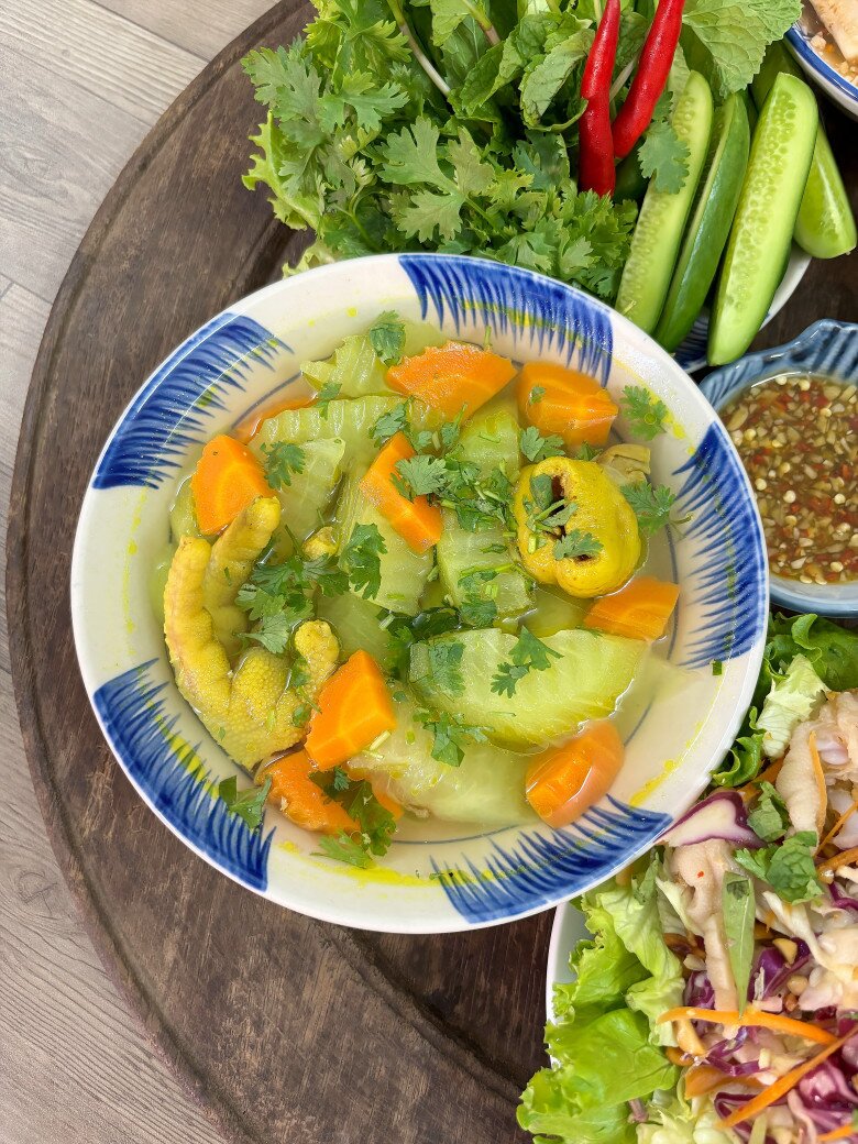 Hôm nay nấu gì: Mâm cơm mùa hè nhìn đã muốn ăn ngay - 5