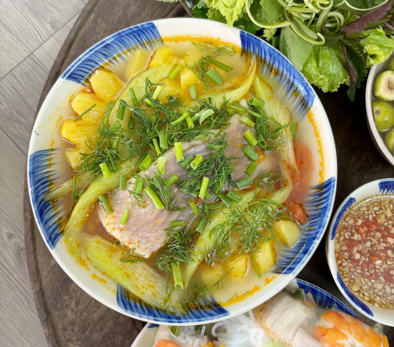 Hôm nay nấu gì: Mâm cơm đậm vị ngày hè, thanh mát, nhìn mà thèm - 5
