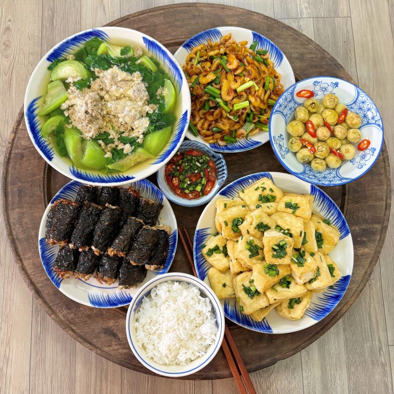 Cơm nhà là ngon nhất!