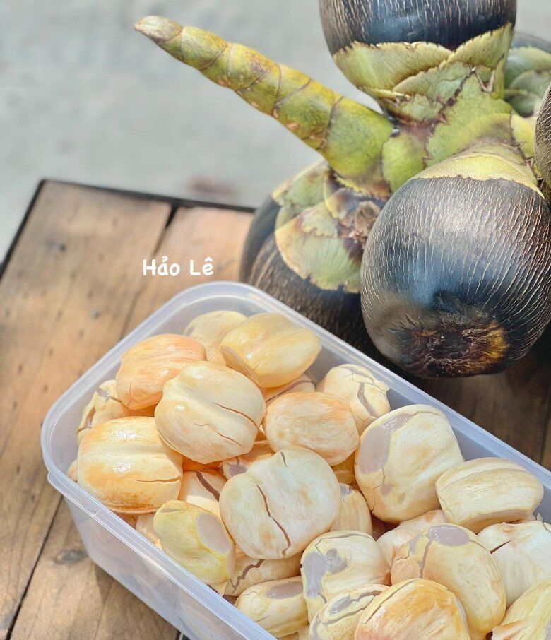 Loại quả xưa chín rụng đầy gốc, nay thành đặc sản ở thành phố giá 100.000 đ/kg, hạt đem rim rồi pha nước giải khát cực ngon - 1