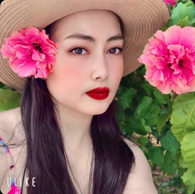 Chị Thùy Duyên rất thích nấu ăn.
