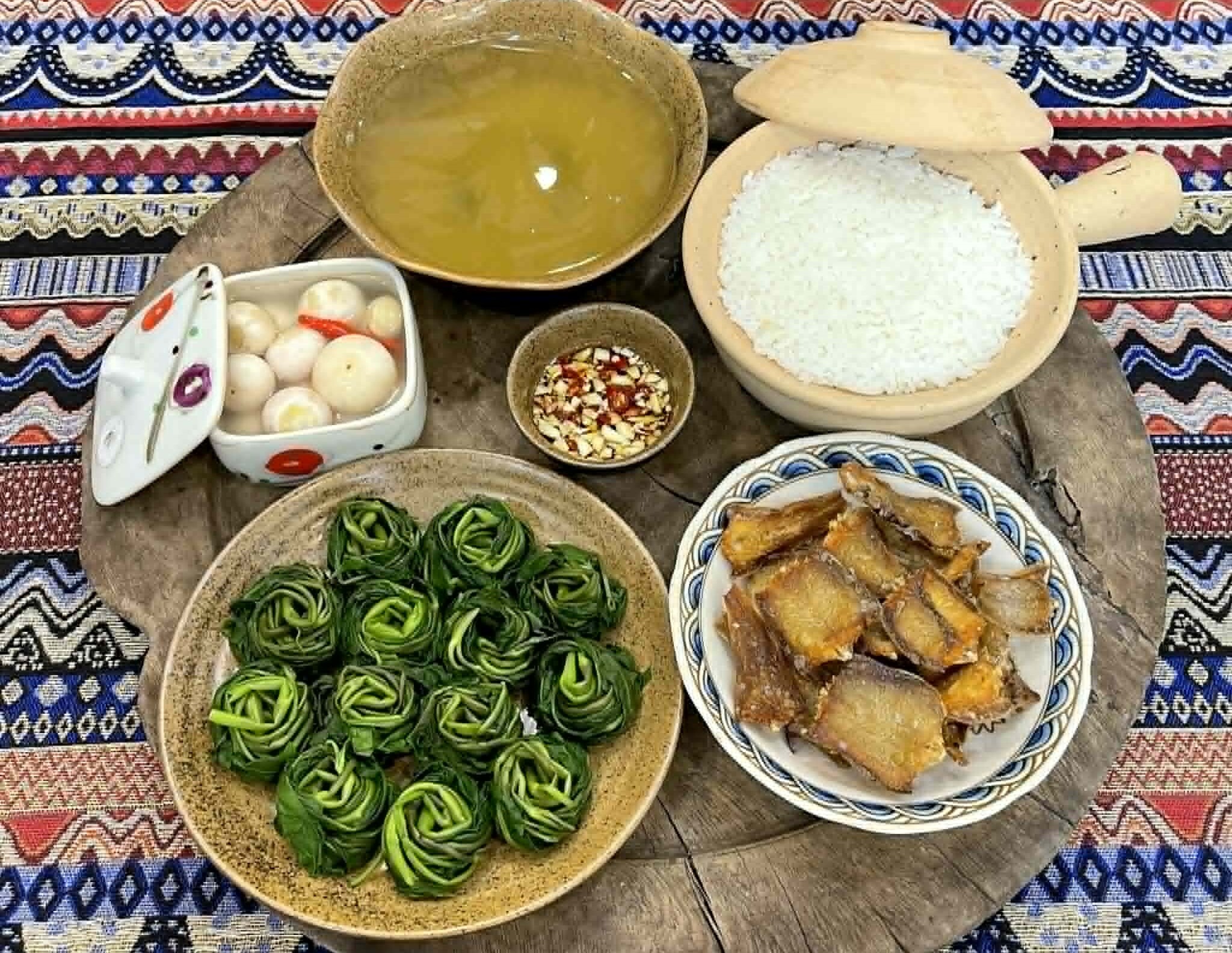 Mẹ đảm Quảng Ninh bận đến mấy vẫn vào bếp, nấu bữa nào con trai cũng khen amp;#34;chuẩn cơm mẹ nấuamp;#34; - 7