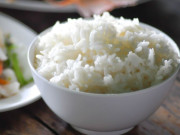 Bếp Eva - Mùa hè oi nóng, cơm nguội nhanh thiu, nhớ làm điều này, cơm để lâu vẫn ngon như mới nấu