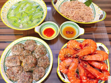 Bếp Eva - Hôm nay nấu gì: Cơm chiều ngon, có món để cả nhà "lai rai" cực thích