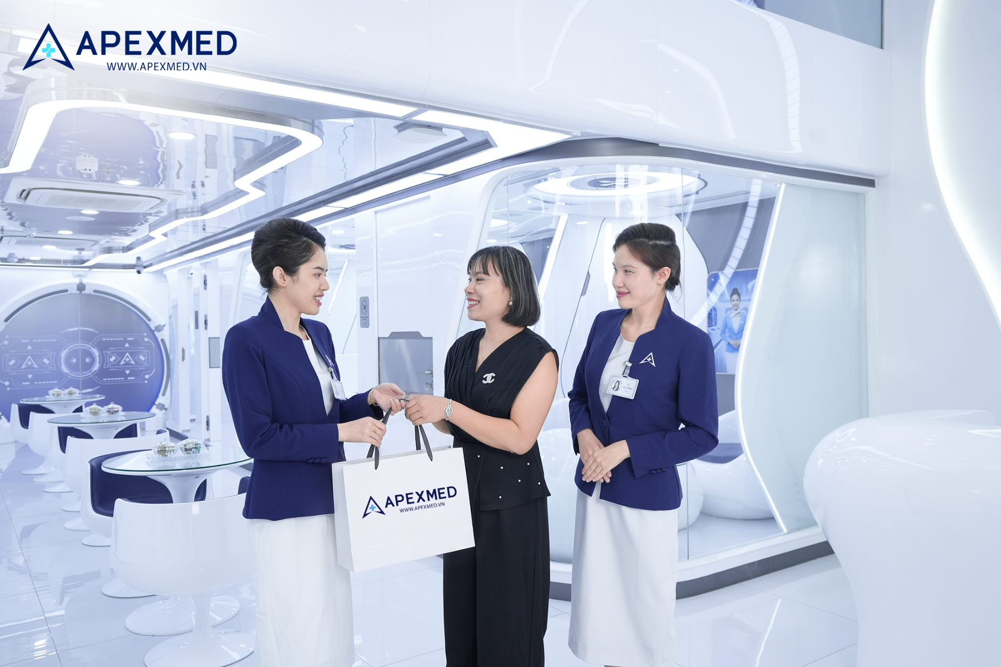 Hạnh phúc của Apexmed là được nhìn thấy nụ cười hài lòng của phái đẹp khi nhận được sự chăm sóc xứng tầm.