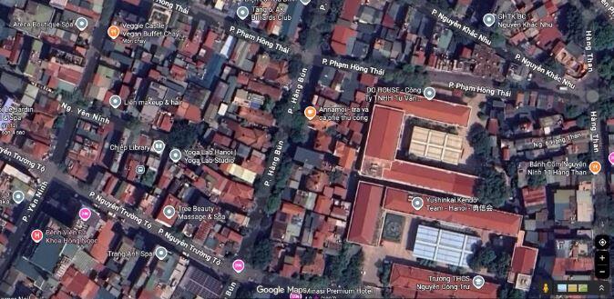 Vì sao khi nhìn trên Google Maps, mái nhà ở Hà Nội “đỏ rực”, còn TP.HCM lại có màu trắng? - 1