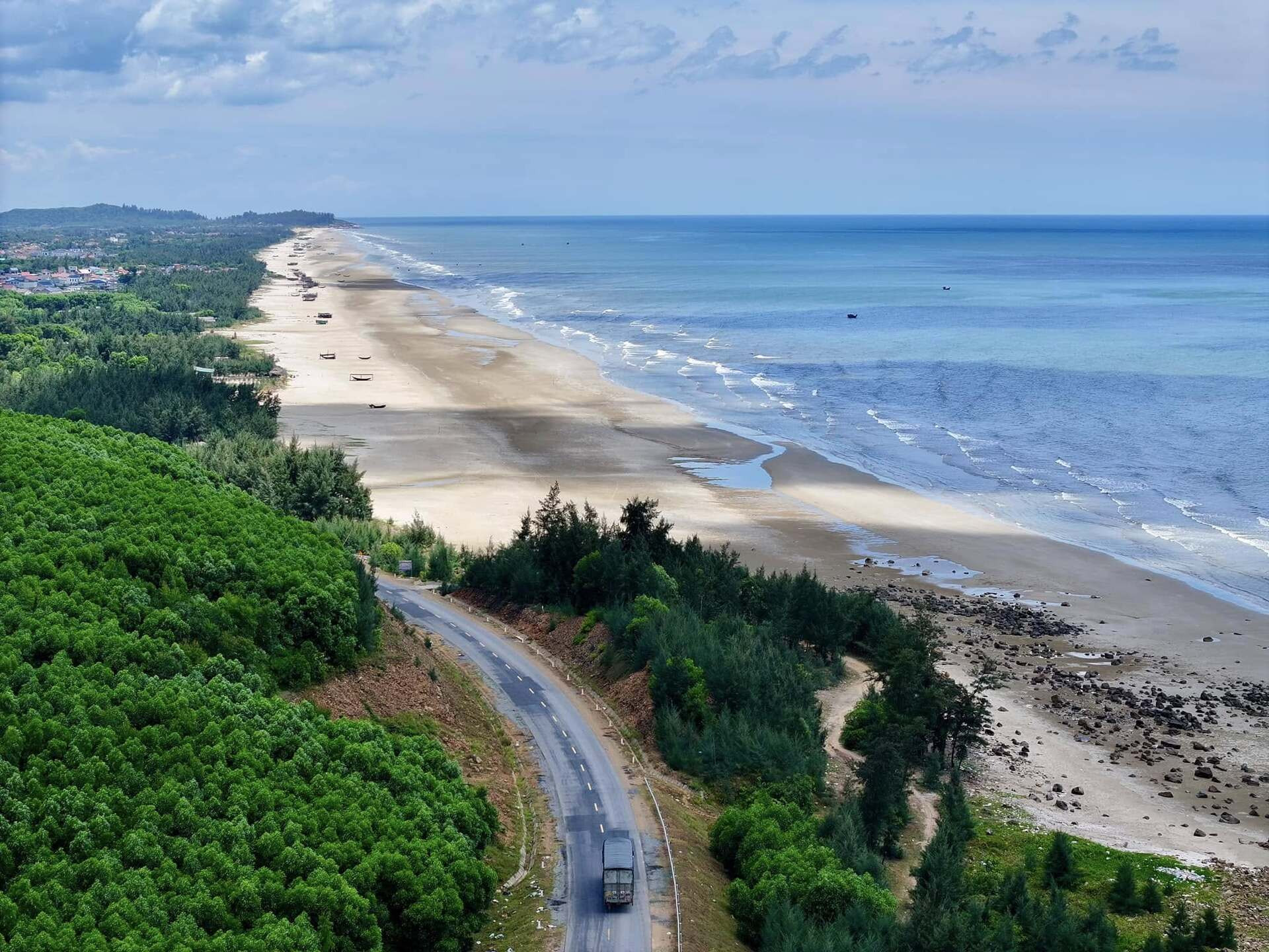 Quang cảnh biển Kỳ Xuân tuyệt mỹ