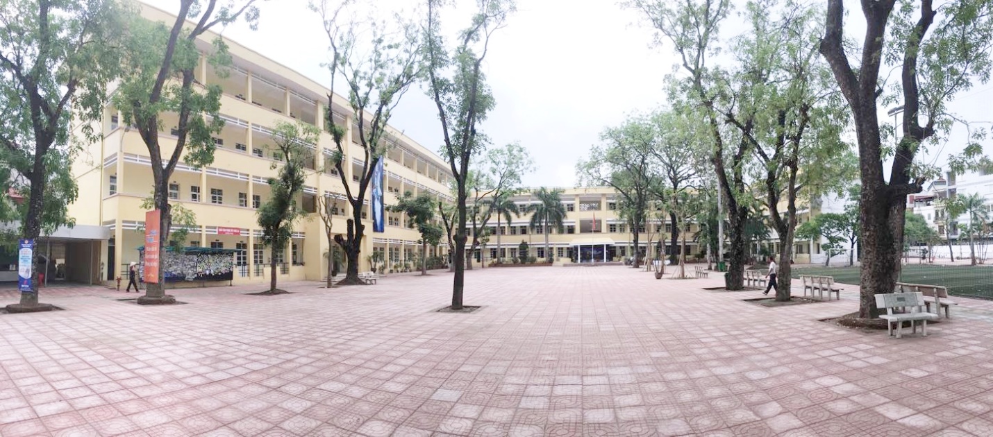 Trường THPT Yên Hòa