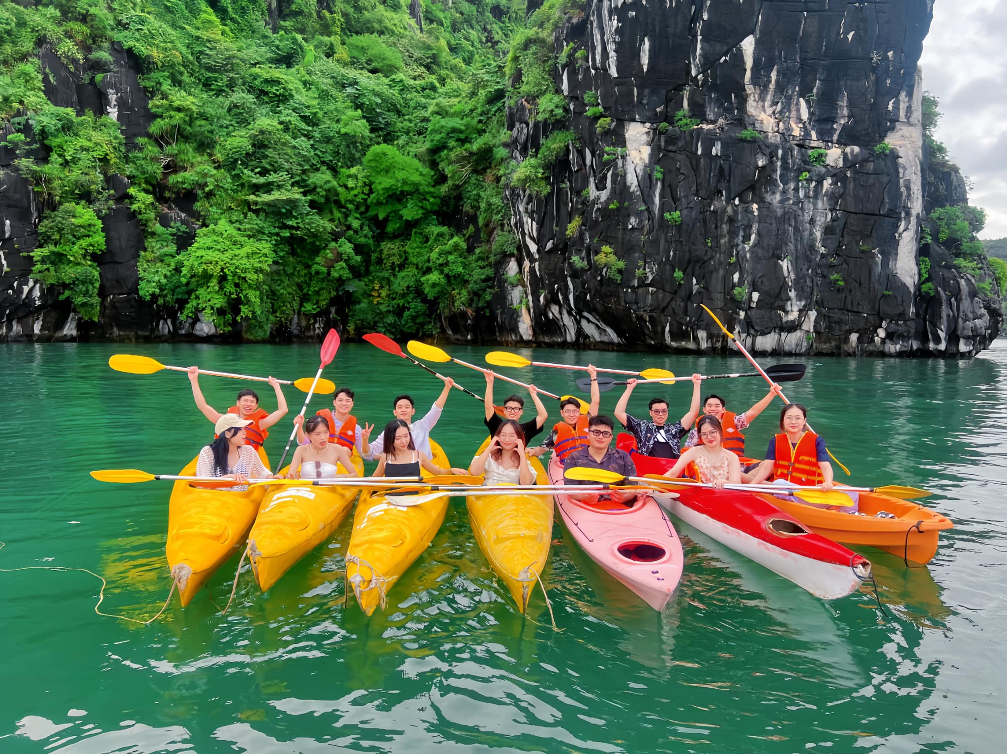 Du lịch biển Cát Bà