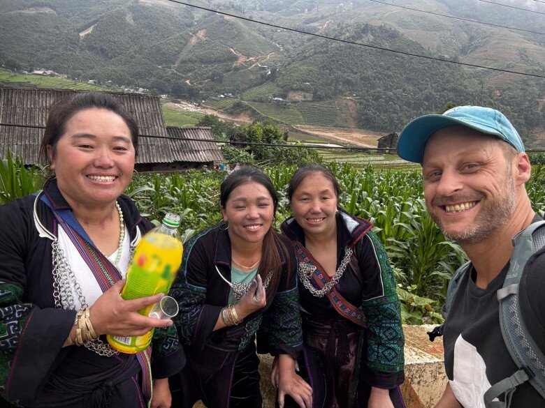 Nam du khách trong chuyến đi Hà Giang. Ảnh: NVCC