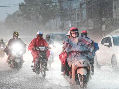 Miền Bắc sẽ có mưa dông sau khi nắng nóng kết thúc, Hà Nội có thể mưa hôm nào?