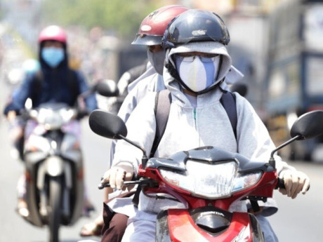 Tin tức 24h: Hà Nội sắp chấm dứt nắng nóng, nhiệt độ có thể giảm mạnh xuống dưới 30 độ C