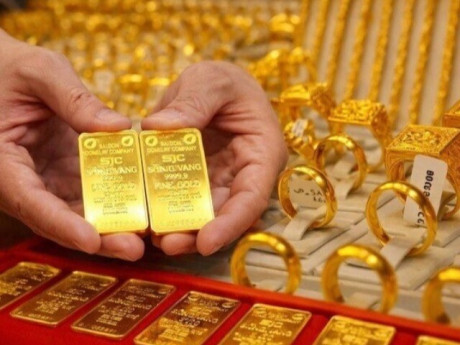 Giá vàng bạc tăng giảm trái chiều
