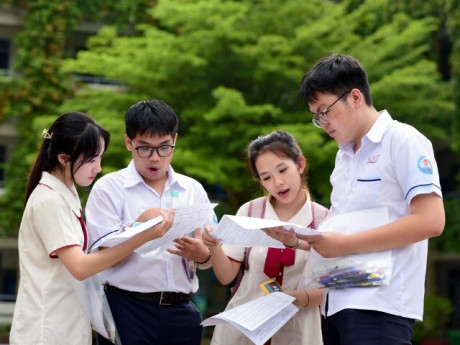 Các nhóm ngành được miễn 100% học phí