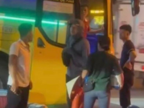 Công an điều tra vụ tài xế xe ôm đe dọa, thu 700.000 đồng/cuốc xe khoảng 12 km của 2 vợ chồng