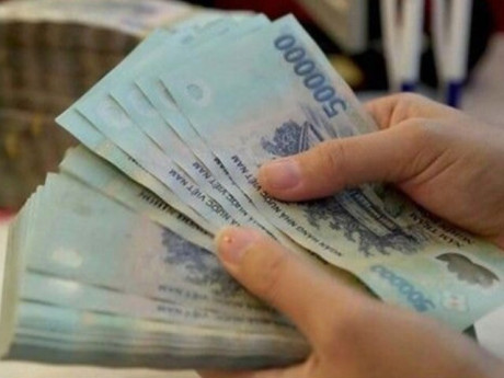 Tăng gấp đôi mức phạt với hành vi ngoại tình