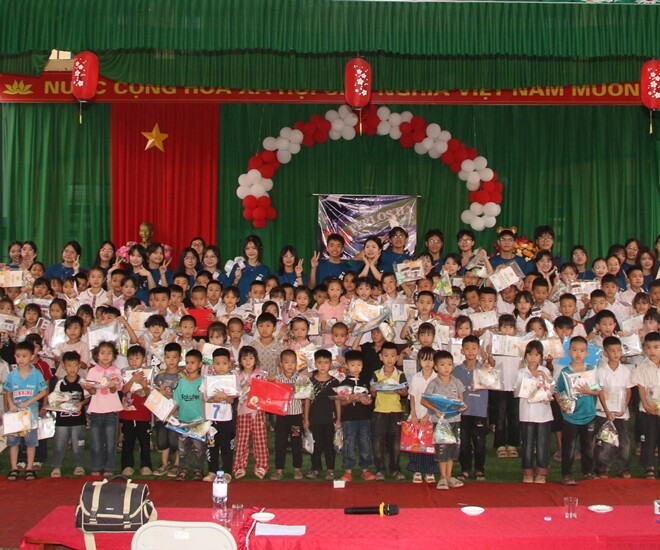 Sự kiện bao gồm hai chặng, với chặng một là “Quyên góp” và chặng hai là “Từ thiện”. 