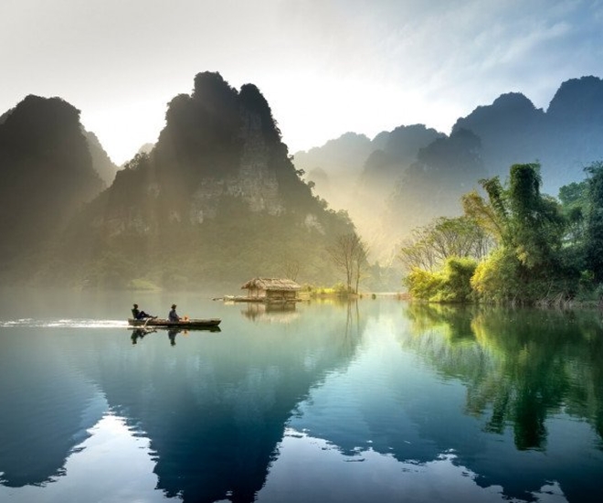 Cách Hà Nội không xa có một nơi như “Vịnh Hạ Long trên núi”, đẹp tựa chốn thần tiên khiến ai cũng mê mẩn 10 Khung cảnh thơ mộng trên hồ Na Hang