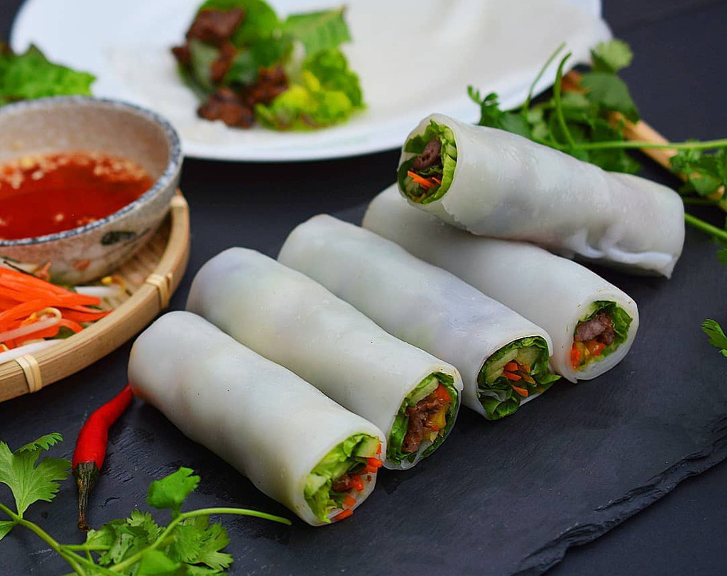 Phở cuốn vừa ngon vừa mát
