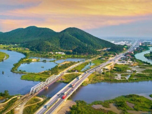 Tỉnh nào nóng nhất Việt Nam, mệnh danh là "vùng đất học", được vua Quang Trung chọn làm nơi đóng đô trong sử Việt?