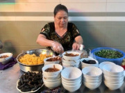 Lifestyle - Ở Hải Phòng có quán bánh đa cua bề bề nổi tiếng, giá bình dân mà hương vị cao cấp, phải đóng cửa sớm vì đông khách