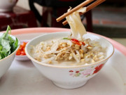 Lifestyle - Món ăn chỉ "lên ngôi" vào mùa nóng ở Hà Nội: Mách bạn 5 địa chỉ cực chất lượng rất ít người biết