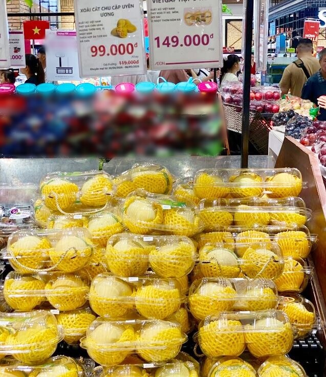 Xoài không chỉ có hương vị thơm ngon mà còn có nhiều lợi ích đối với sức khỏe, đặc biệt là giá cả phải chăng.