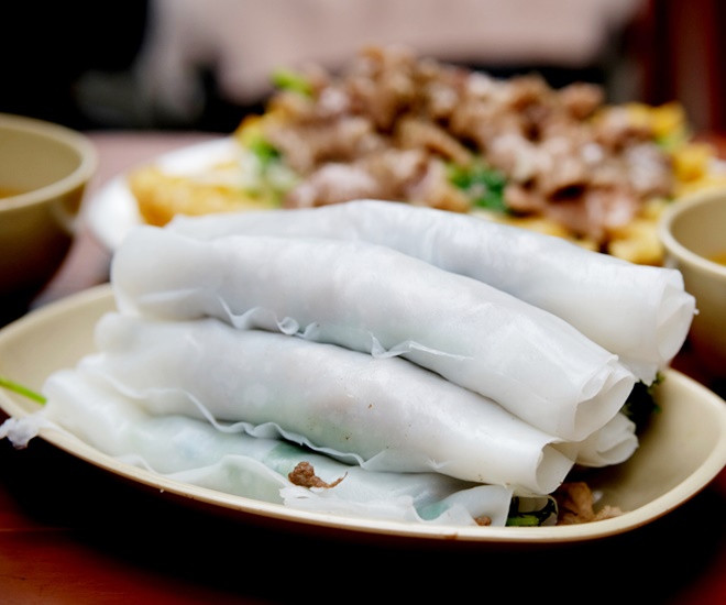 Phở cuốn là món ngon dịp hè nắng nóng