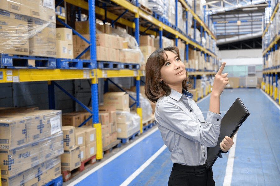 Nhân viên quản lý, vận hành kho bãi có mức thu nhập tốt