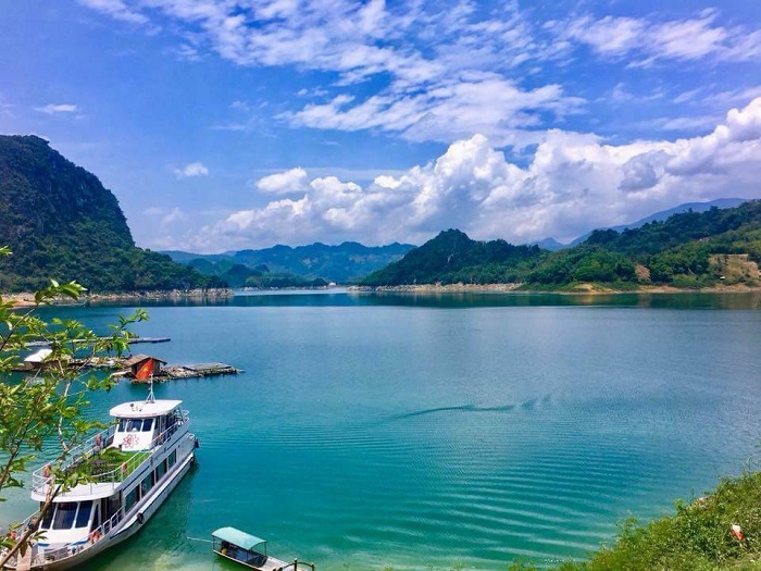 Nơi “trốn nắng” lý tưởng cho dịp hè