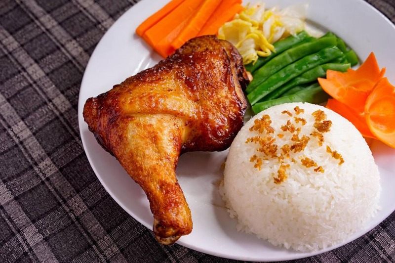 Cơm tấm gà nướng rất ngon mà không sợ ngấy