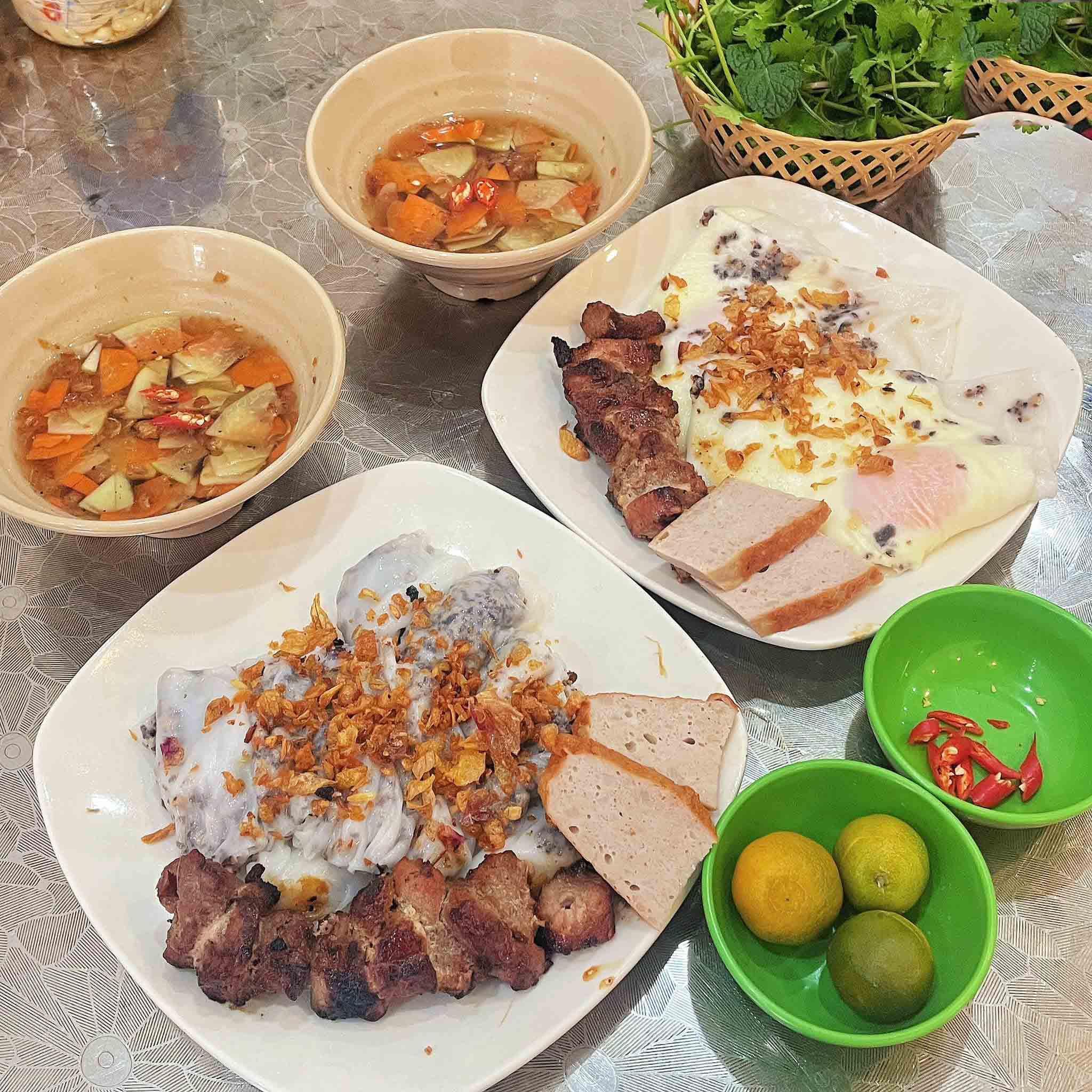 Bữa sáng bằng món bánh cuốn tràn đầy năng lượng