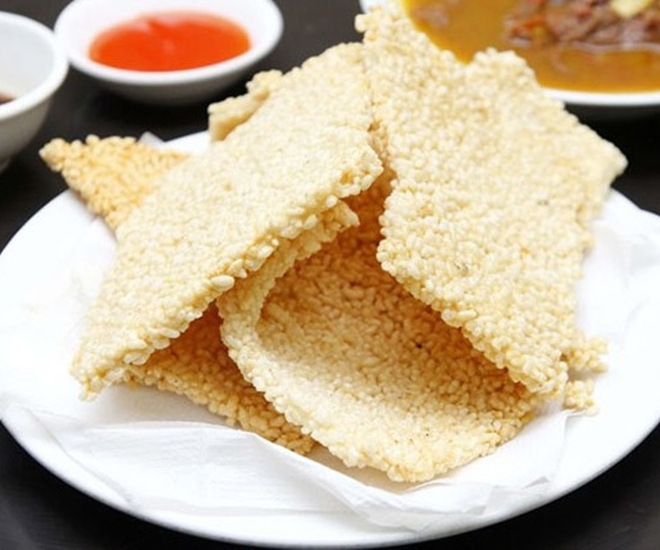 Cơm cháy là đặc sản Ninh Bình mà ai cũng thích