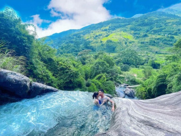 Cách Hà Nội không xa có một điểm đến “thách thức” dân phượt, mang vẻ đẹp nguyên sơ tựa tiên cảnh