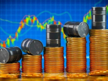 Giá dầu thế giới tăng mạnh, vàng bạc suy yếu