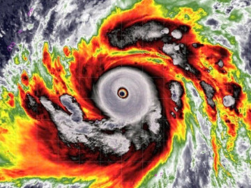 Sinlaku trở thành siêu bão, mạnh nhất thế giới từ đầu năm đến hiện tại