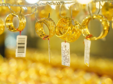 Giá vàng hôm nay 20/4: Tiếp tục đi xuống dưới ngưỡng 4.800 USD/ounce