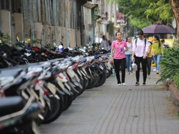 Chi tiết mức tăng phí sử dụng tạm thời vỉa hè lòng đường tại Hà Nội