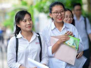 Điểm chuẩn lớp 10 TP HCM có thể tăng 0,25-2 điểm