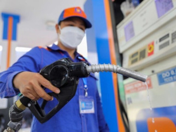 Giá xăng dầu hôm nay 24/6: Tiếp đà giảm