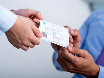 Tự mua thuốc ngoài, BHYT vẫn chi trả nếu đủ 7 điều kiện