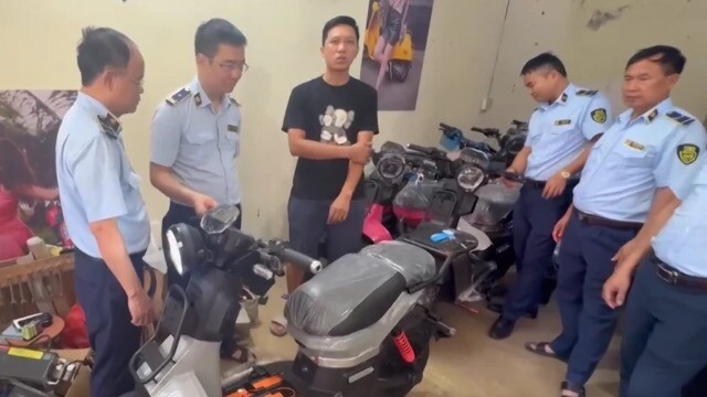 Phát hiện xe đạp điện "ngụy trang" công suất thấp để né quản lý, thực tế chạy tới 60km/h
