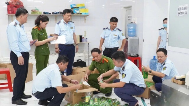 Triệt phá đường dây dầu gió giả liên tỉnh trị giá hơn 2 tỉ đồng
